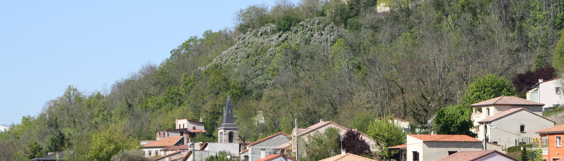 Commune Mairie Saint-Bonnet-lès-Allier Château Puy-de-Dôme Auvergne