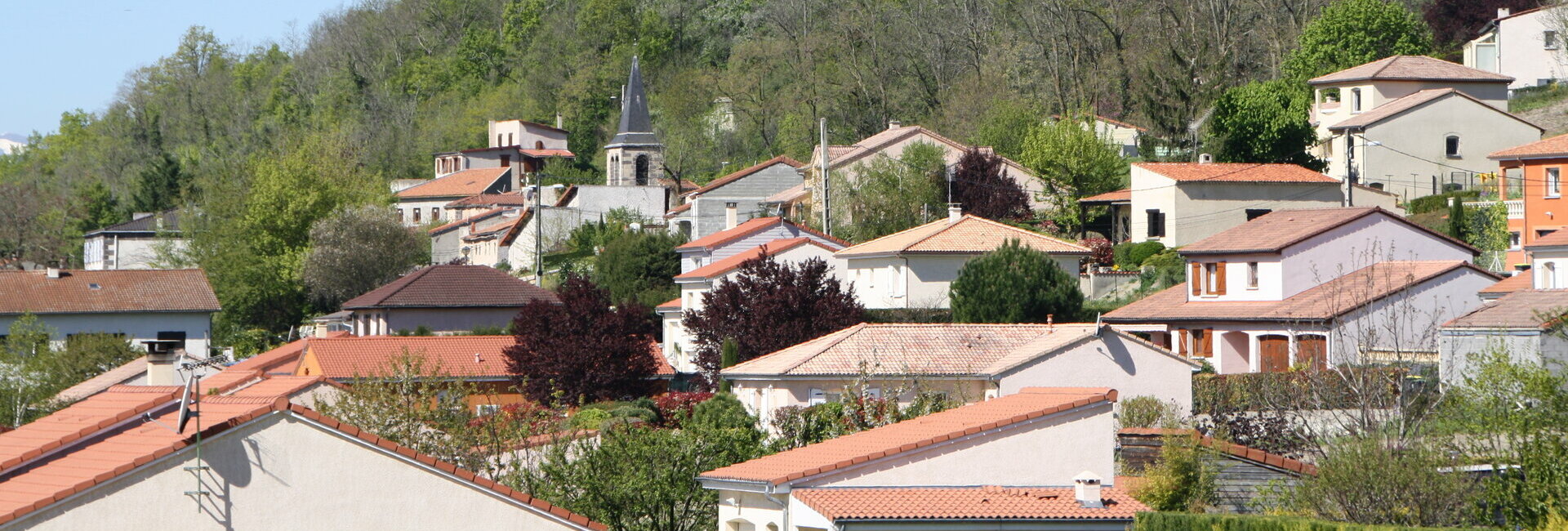 Commune Mairie Saint-Bonnet-lès-Allier Château Puy-de-Dôme Auvergne